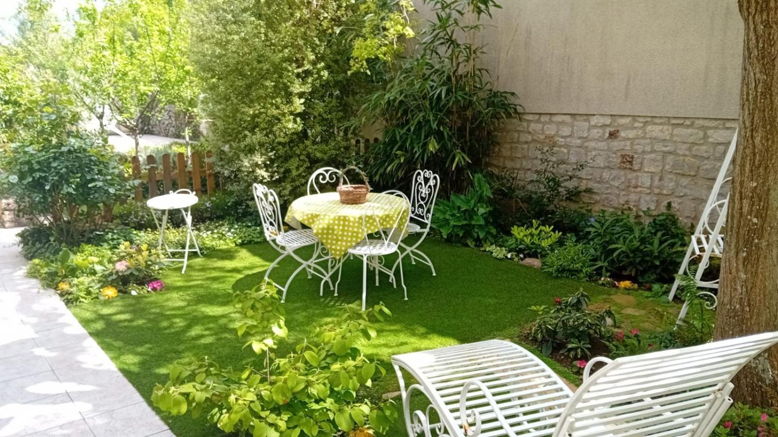 La Roseliere Maison Plain Pied Confortable Belle Decoration Jardin Magnifique 10 Mn A Pied Centre Ville Bayeux Proche Plages Du Debarquement エクステリア 写真