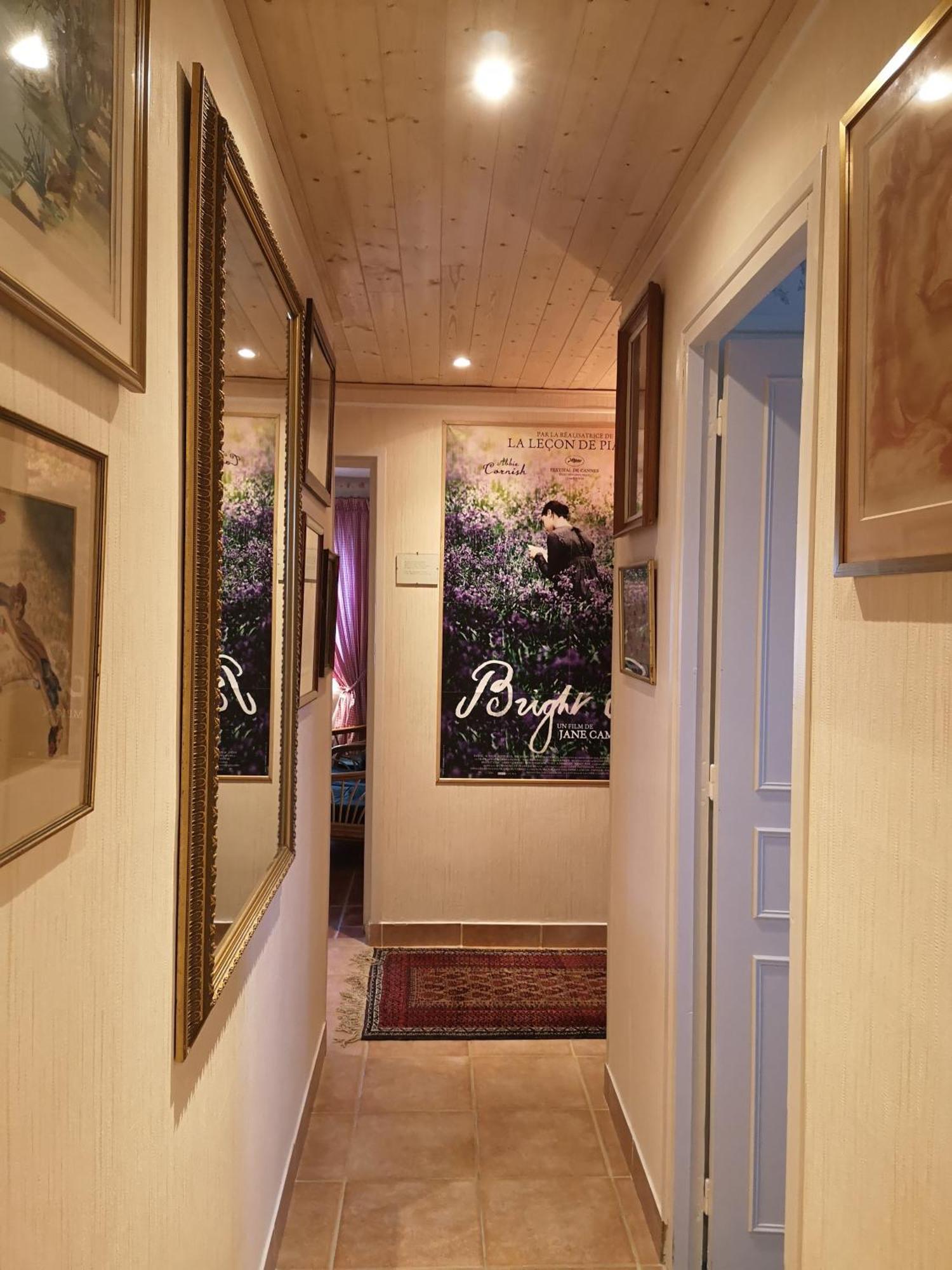 La Roseliere Maison Plain Pied Confortable Belle Decoration Jardin Magnifique 10 Mn A Pied Centre Ville Bayeux Proche Plages Du Debarquement エクステリア 写真